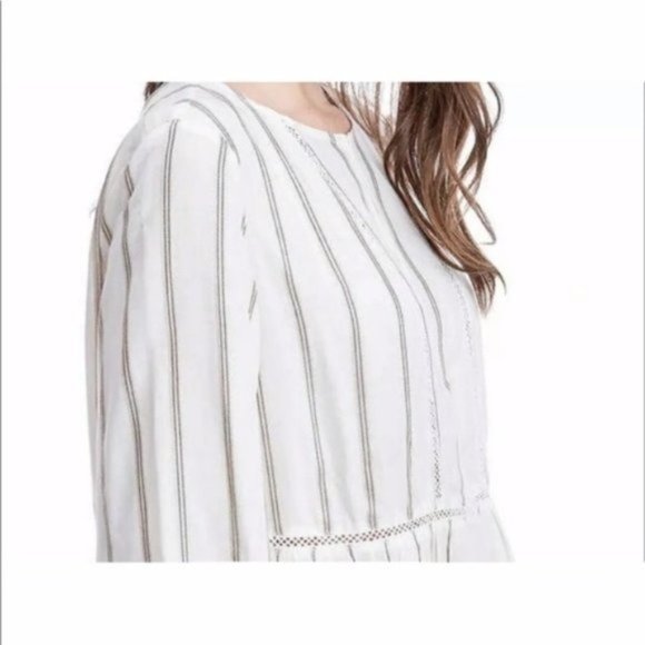 💟 3/$30 NWT FEVER 3/4 Sleeve Boho Crochet Trim Blouse - Picture 5 of 6